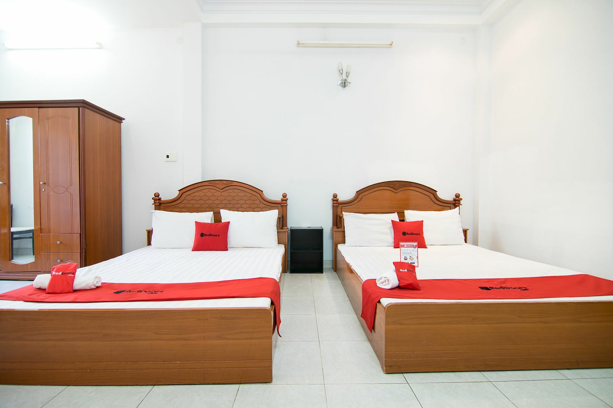 Reddoorz Near Pico Plaza Cong Hoa Hotel Ho Chi Minh City Exterior photo