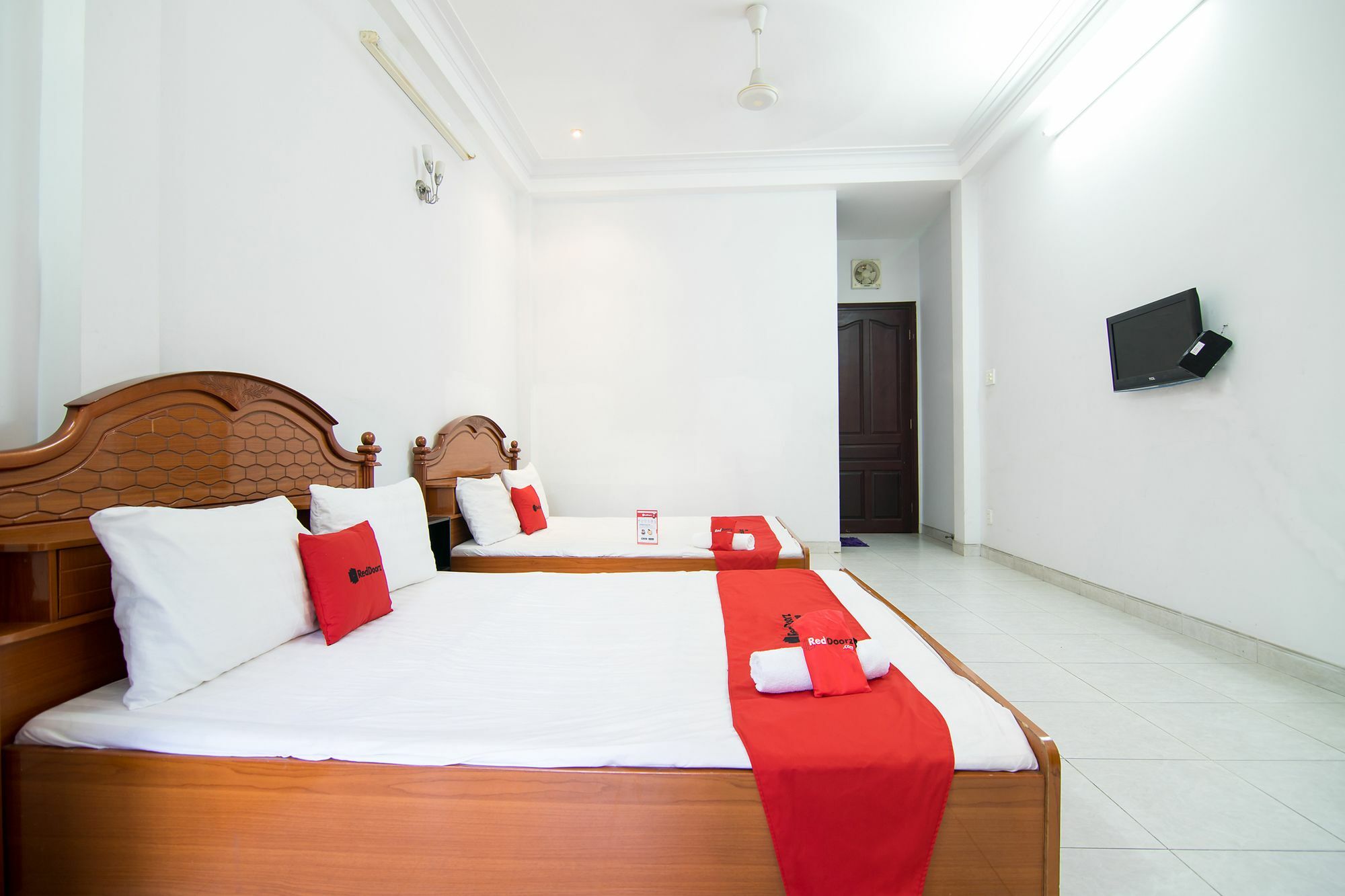 Reddoorz Near Pico Plaza Cong Hoa Hotel Ho Chi Minh City Exterior photo