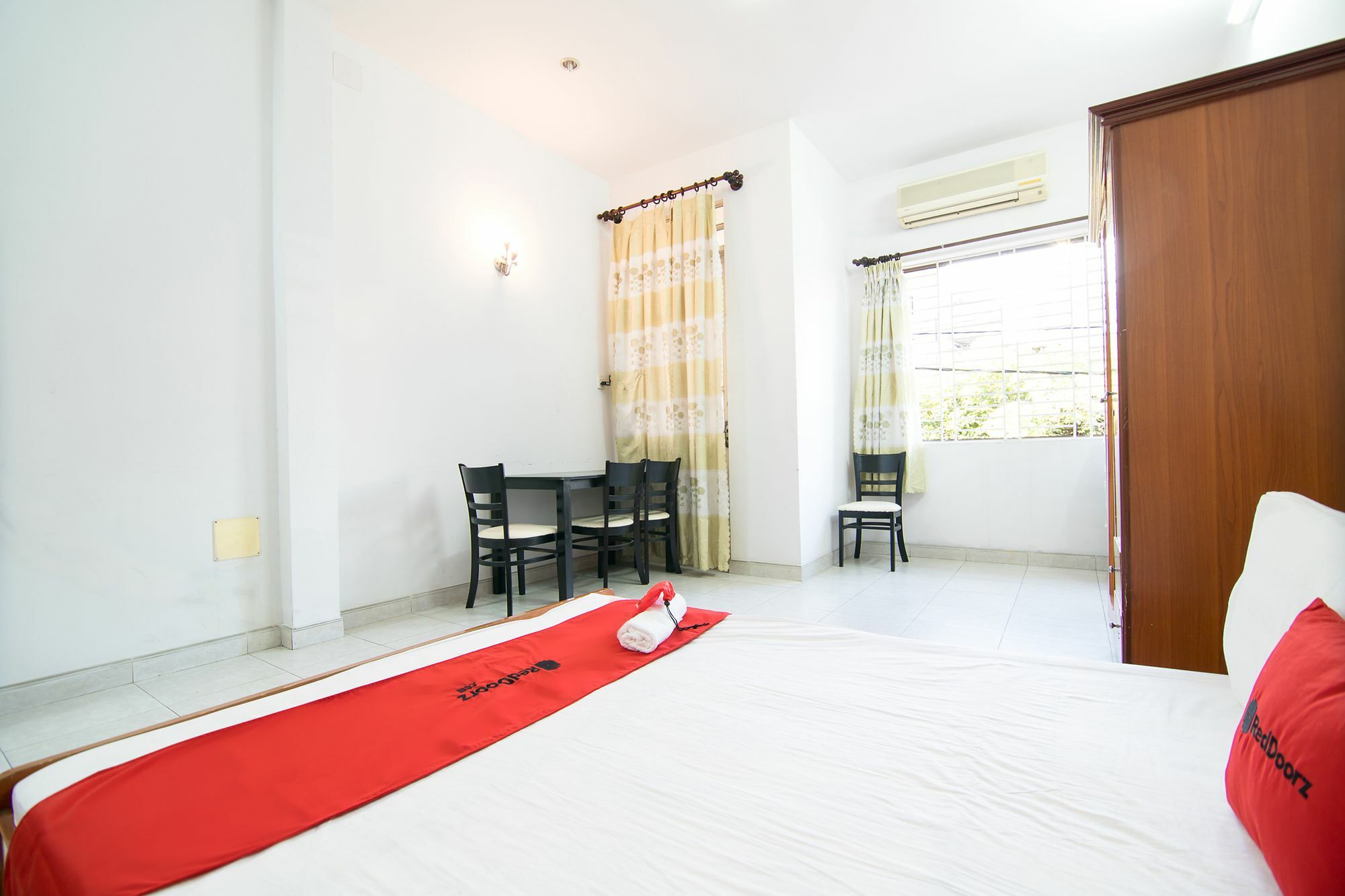 Reddoorz Near Pico Plaza Cong Hoa Hotel Ho Chi Minh City Exterior photo