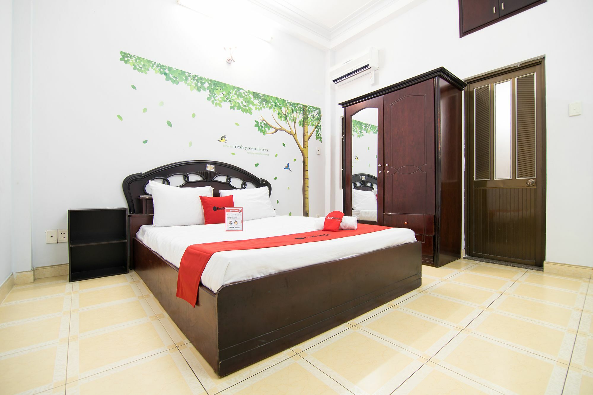 Reddoorz Near Pico Plaza Cong Hoa Hotel Ho Chi Minh City Exterior photo