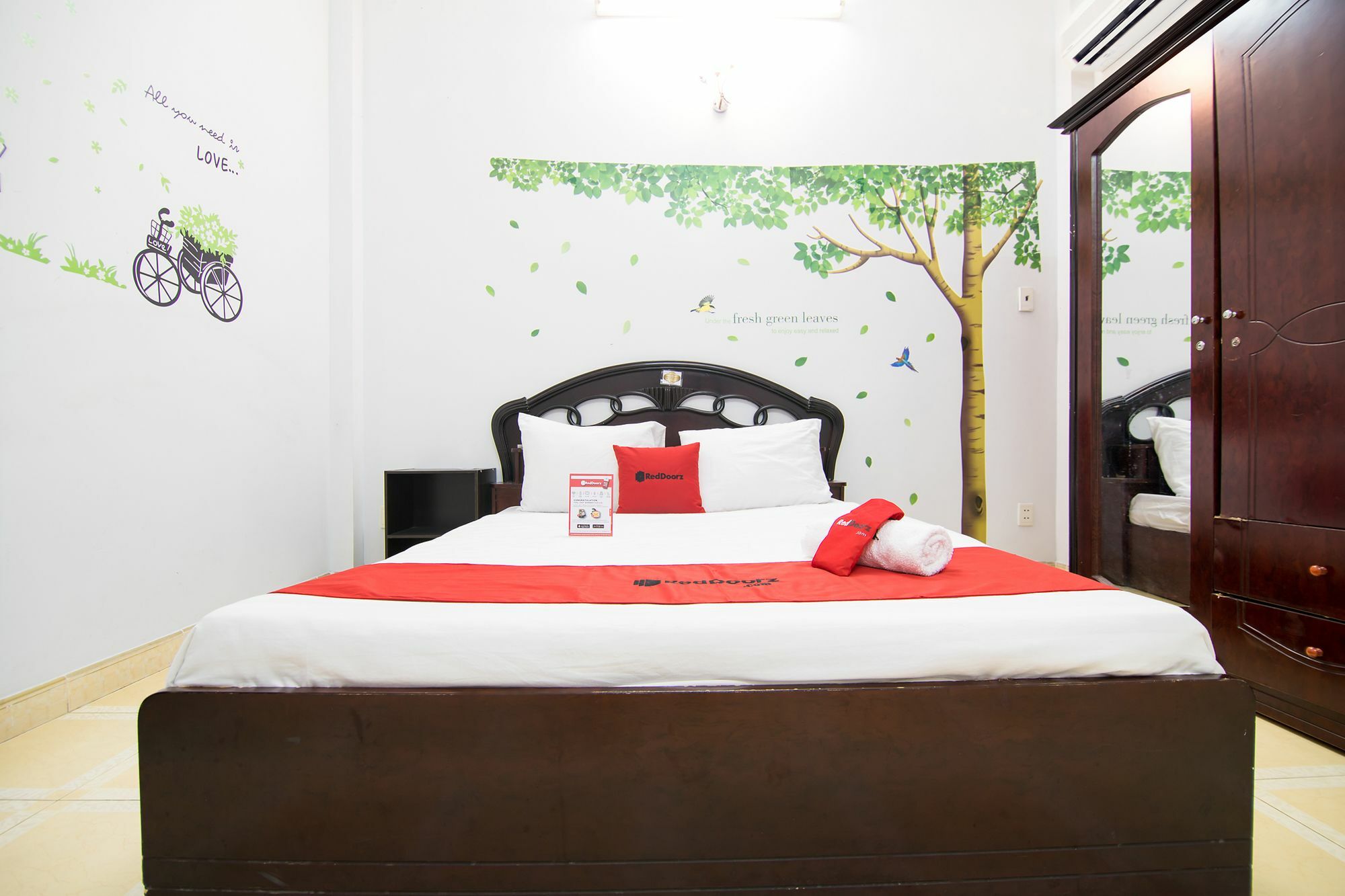 Reddoorz Near Pico Plaza Cong Hoa Hotel Ho Chi Minh City Exterior photo